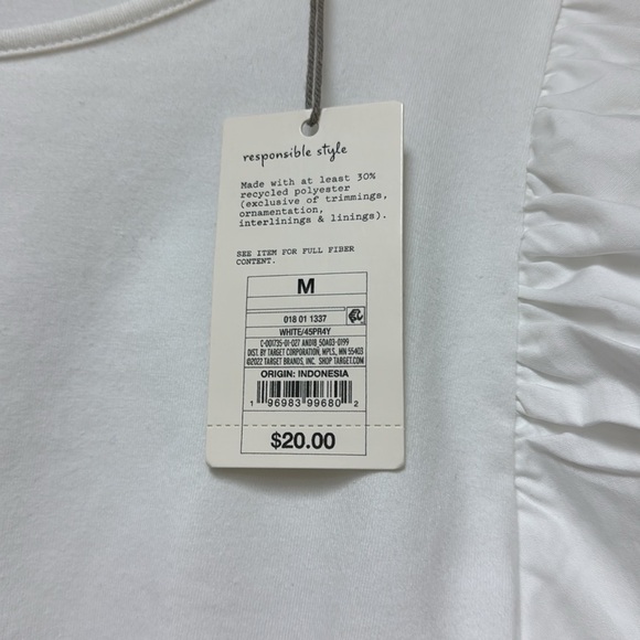 NWT. White puff sleeve top - Picture 2 of 3